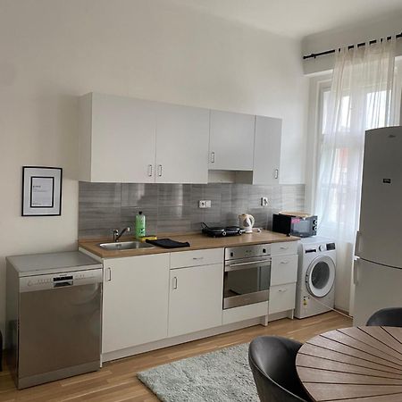 Roomy Apartment Close To Palmovka Praha Exteriér fotografie