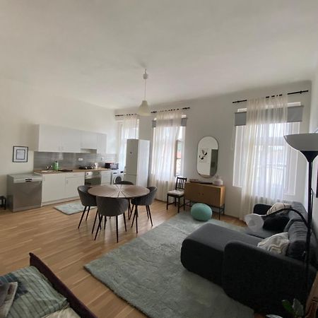 Roomy Apartment Close To Palmovka Praha Exteriér fotografie